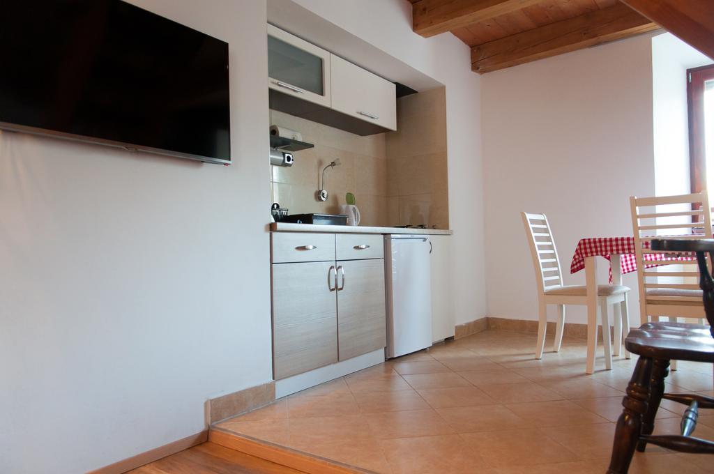 Apartment Gasa Brezice Exterior photo